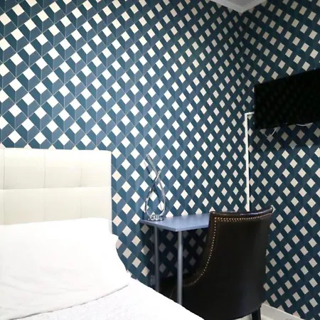 Cozy House 홈스테이 아마도라